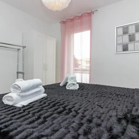 Apartment Apartman Tara